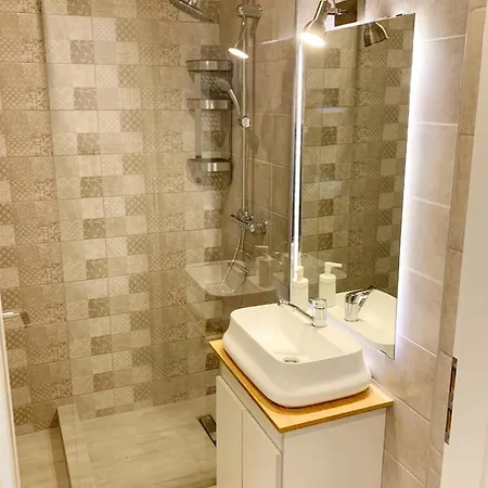 Elegant Loft 아파트 *